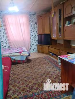 Дом 40м², 2-этажный, участок 6 сот.  