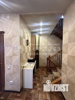 Дом 196м², 3-этажный, участок 13 сот.  