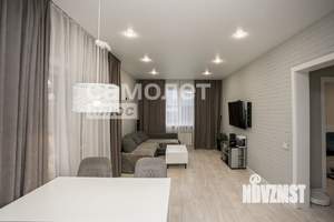 Дом 112м&sup2;, 2-этажный, участок 6 сот.  