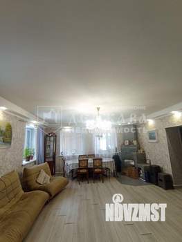 Дом 133м&sup2;, 2-этажный, участок 6 сот.  