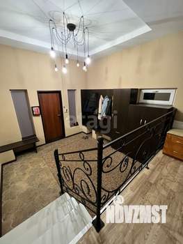 Дом 260м&sup2;, 2-этажный, участок 10 сот.  