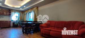 Дом 266м&sup2;, 2-этажный, участок 25 сот.  