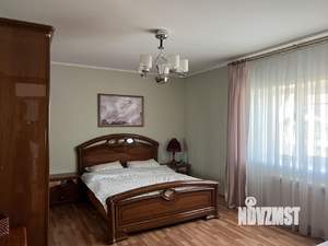 Коттедж 240м², 2-этажный, участок 9 сот.  
