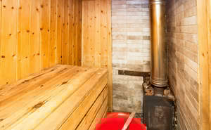 Дом 60м&sup2;, 1-этажный, участок 10 сот.  