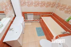 Дом 145м&sup2;, 3-этажный, участок 5 сот.  