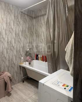 Дом 100м&sup2;, 2-этажный, участок 12 сот.  