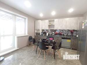 Дом 169м&sup2;, 2-этажный, участок 7 сот.  