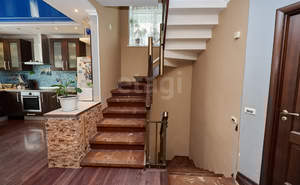 Дом 342м&sup2;, 3-этажный, участок 10 сот.  