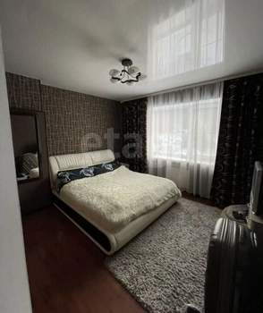 Дом 330м&sup2;, 3-этажный, участок 13 сот.  