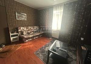 Дом 330м&sup2;, 3-этажный, участок 13 сот.  