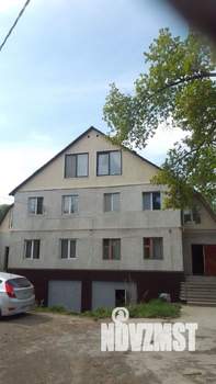 Дом 480м², 3-этажный, участок 10 сот.  