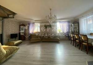 Дом 133м&sup2;, 2-этажный, участок 6 сот.  