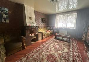 Дом 330м&sup2;, 3-этажный, участок 13 сот.  