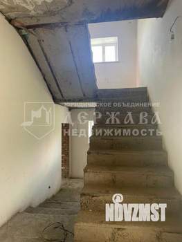 Дом 377м², 2-этажный, участок 17 сот.  