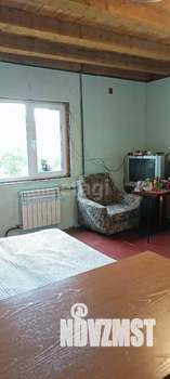 Дом 183м², 3-этажный, участок 10 сот.  