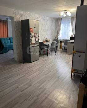 Дом 100м&sup2;, 2-этажный, участок 12 сот.  