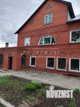 Дом 728м², 2-этажный, участок 12 сот.  