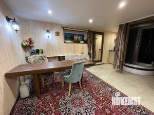 Дом 330м&sup2;, 2-этажный, участок 10 сот.  