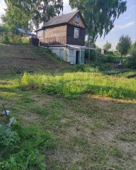 Дом 18м&sup2;, 2-этажный, участок 10 сот.  