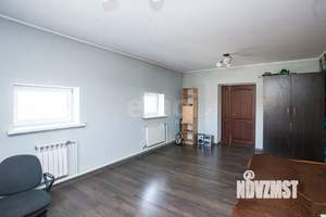 Дом 195м², 3-этажный, участок 10 сот.  