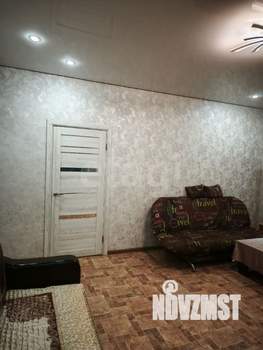 Дом 275м&sup2;, 3-этажный, участок 14 сот.  