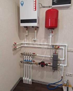 Дом 160м&sup2;, 2-этажный, участок 10 сот.  