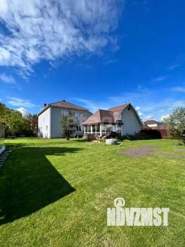 Дом 260м&sup2;, 2-этажный, участок 10 сот.  