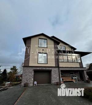 Дом 196м², 3-этажный, участок 13 сот.  