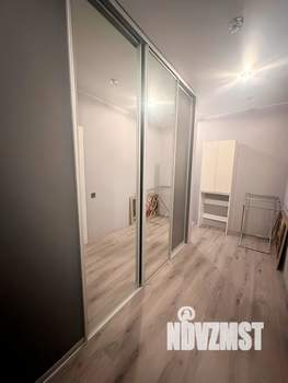 Коттедж 290м&sup2;, 2-этажный, участок 10 сот.  