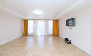 Дом 145м&sup2;, 3-этажный, участок 5 сот.  