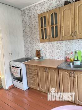 Дом 45м², 2-этажный, участок 10 сот.  