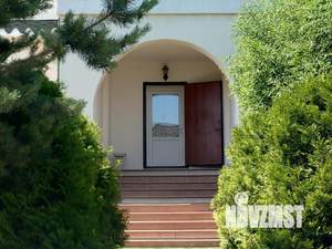 Коттедж 451м², 3-этажный, участок 15 сот.  