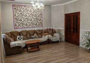 Дом 220м², 2-этажный, участок 10 сот.  