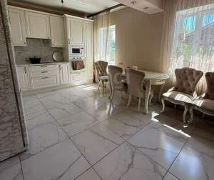 Дом 201м², 2-этажный, участок 3 сот.  