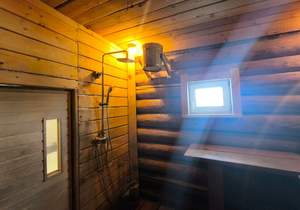 Дом 70м&sup2;, 2-этажный, участок 15 сот.  