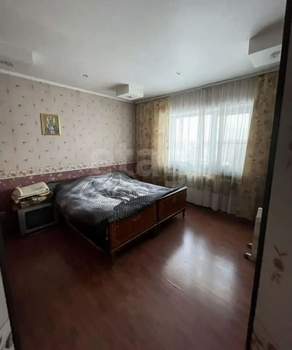 Дом 330м&sup2;, 3-этажный, участок 13 сот.  