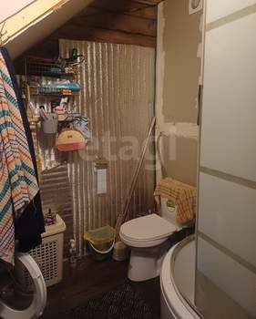 Дом 63м&sup2;, 2-этажный, участок 10 сот.  