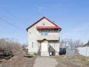 Дом 195м², 3-этажный, участок 10 сот.  