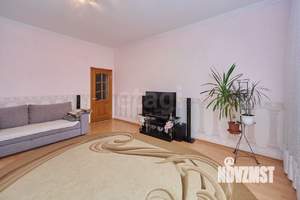 Дом 194м², 2-этажный, участок 15 сот.  