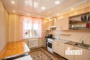 Дом 150м², 2-этажный, участок 10 сот.  