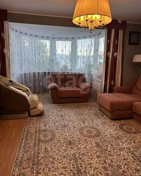 Дом 301м², 3-этажный, участок 10 сот.  