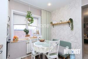 Дом 110м², 2-этажный, участок 6 сот.  
