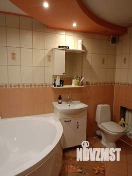 Коттедж 183м², 3-этажный, участок 10 сот.  
