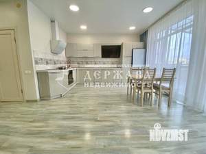 Таунхаус 108м&sup2;, 2-этажный, участок 1 сот.  