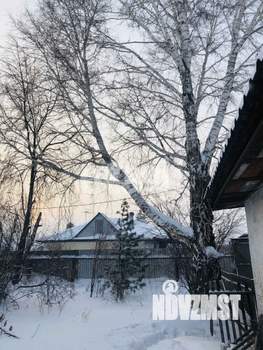 Дом 61м&sup2;, 2-этажный, участок 10 сот.  