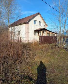 Дом 140м², 2-этажный, участок 10 сот.  