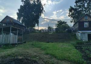 Дом 18м&sup2;, 2-этажный, участок 10 сот.  