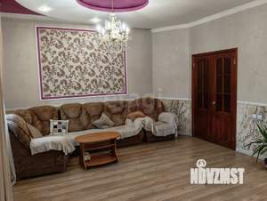 Дом 220м², 2-этажный, участок 10 сот.  