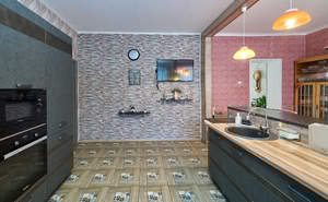 Дом 376м&sup2;, 3-этажный, участок 10 сот.  