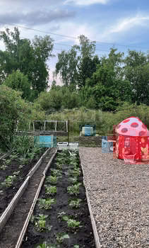 Дом 24м&sup2;, 2-этажный, участок 4 сот.  